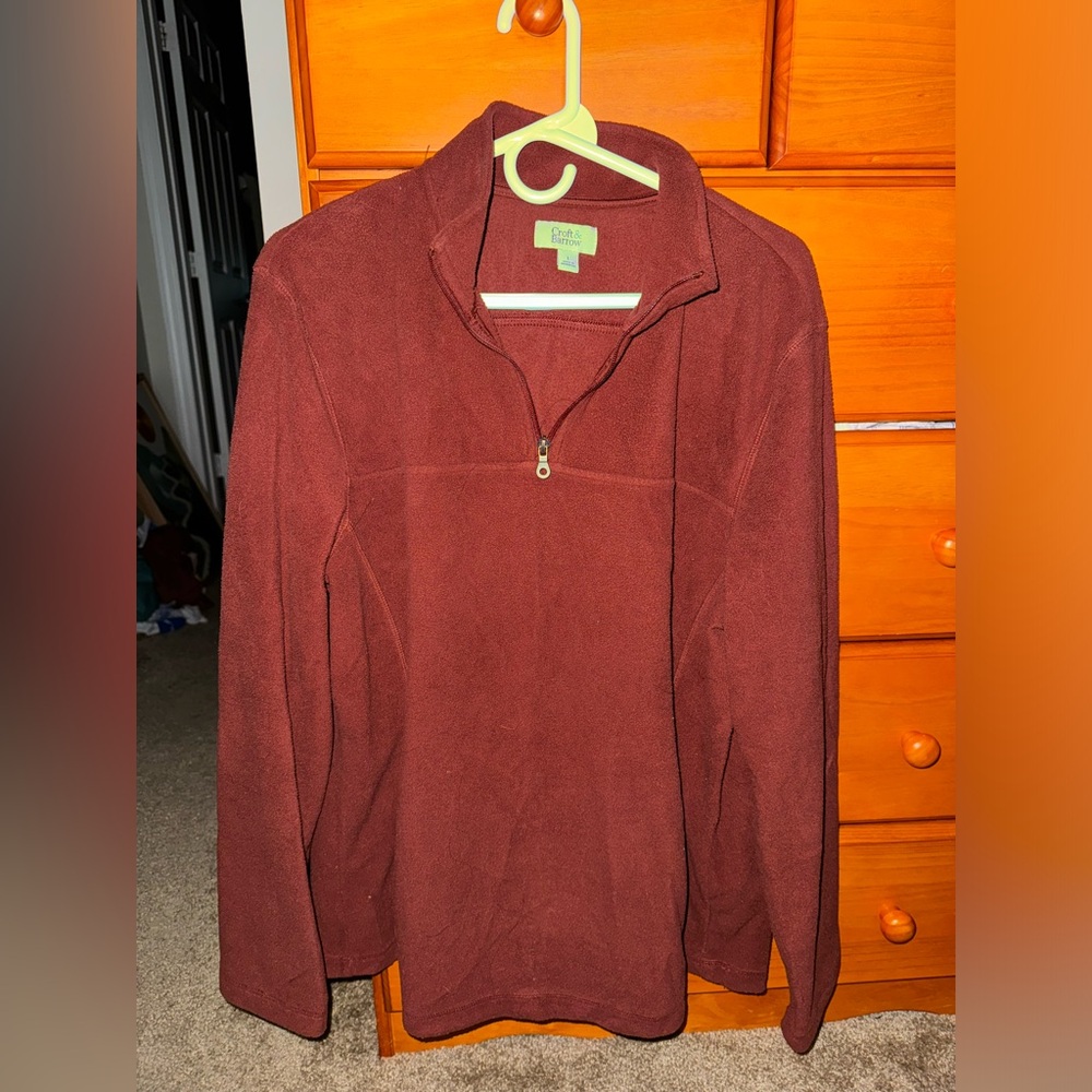 Large men’s pullover sweater burnt orange fleece